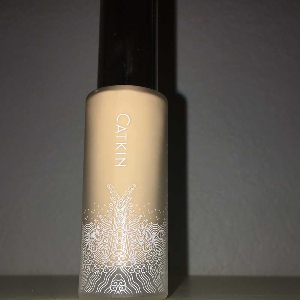 Catkin Dreamword Silky Nourishing liquid foundation